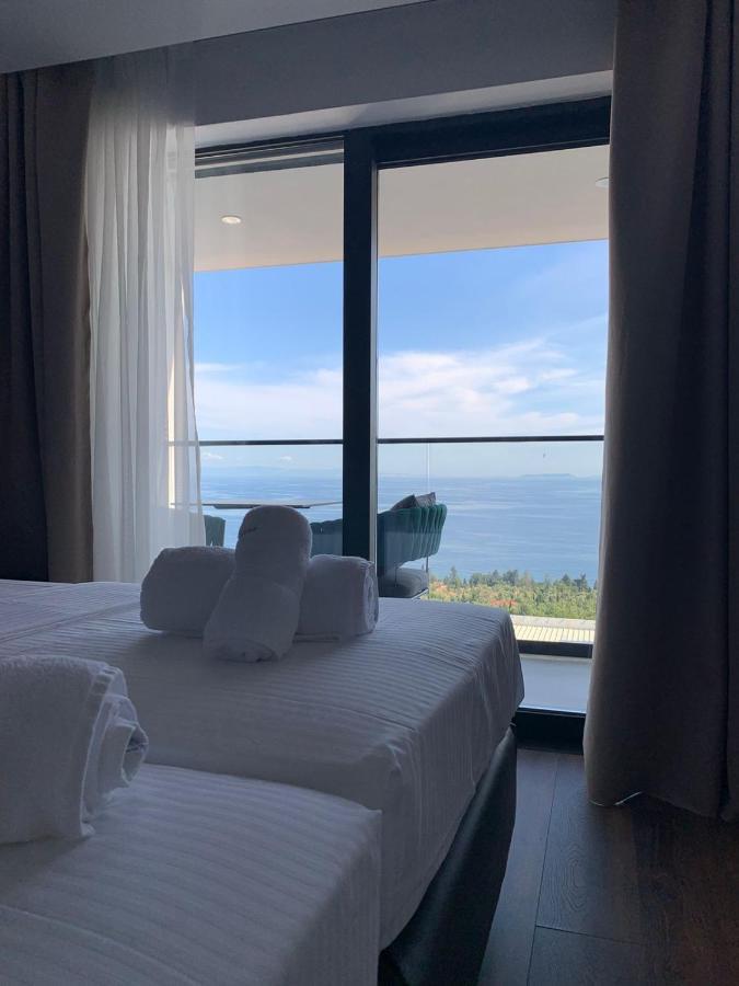 Black Diamond Hotel Dhermi Ngoại thất bức ảnh